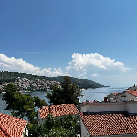 Apartment Sena Trogir Exterior photo