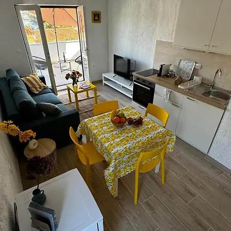 Apartment Sena Trogir Exterior photo