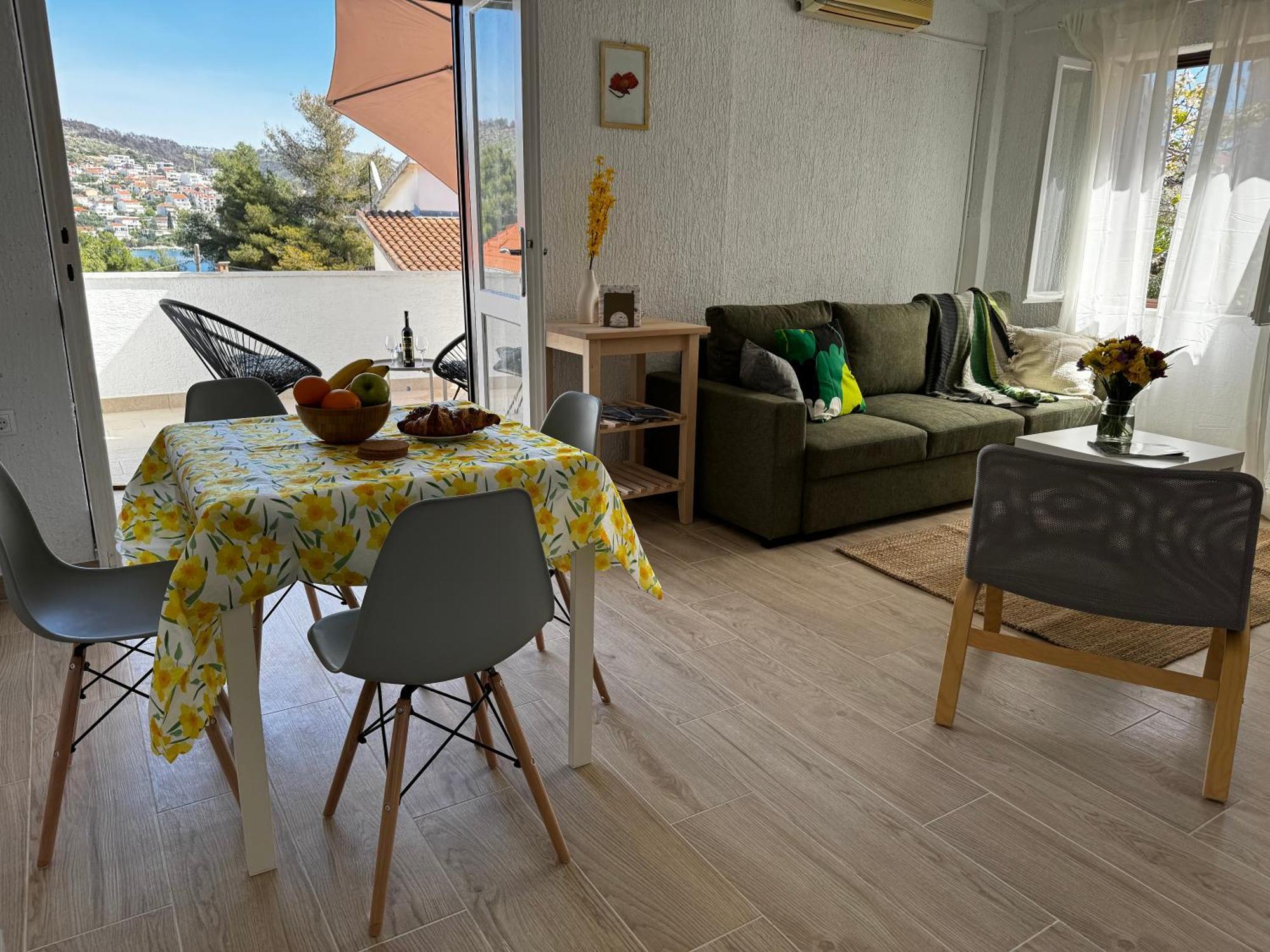 Apartment Sena *